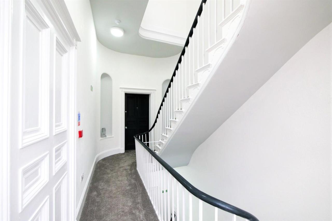 Margaret'S Terrace By Fortuna Property Cheltenham Exteriör bild