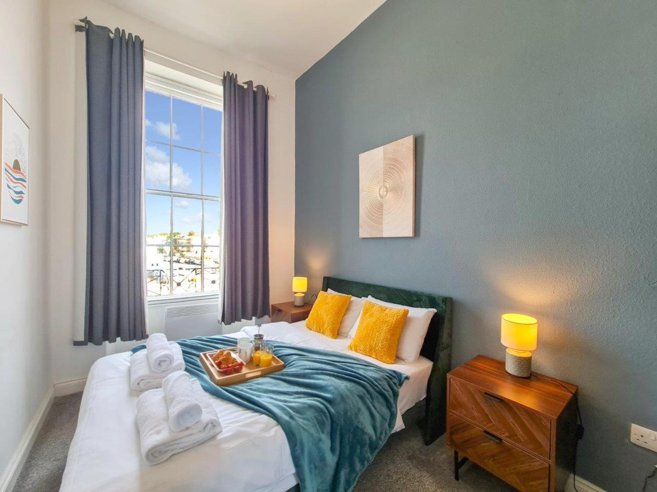 Margaret'S Terrace By Fortuna Property Cheltenham Exteriör bild