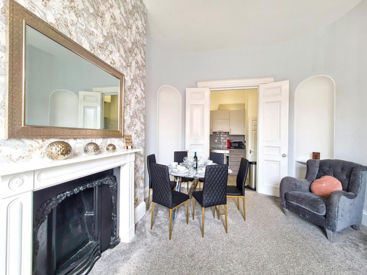 Margaret'S Terrace By Fortuna Property Cheltenham Exteriör bild