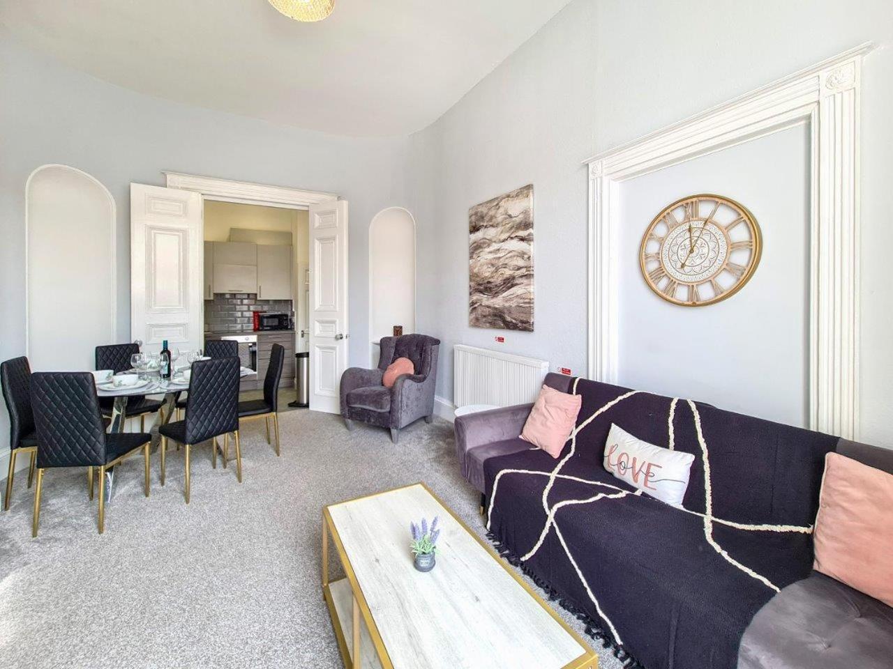 Margaret'S Terrace By Fortuna Property Cheltenham Exteriör bild